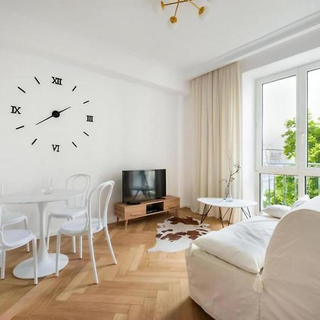 Plac Konstytucji 2 By Nyx Apart Варшава Екстер'єр фото